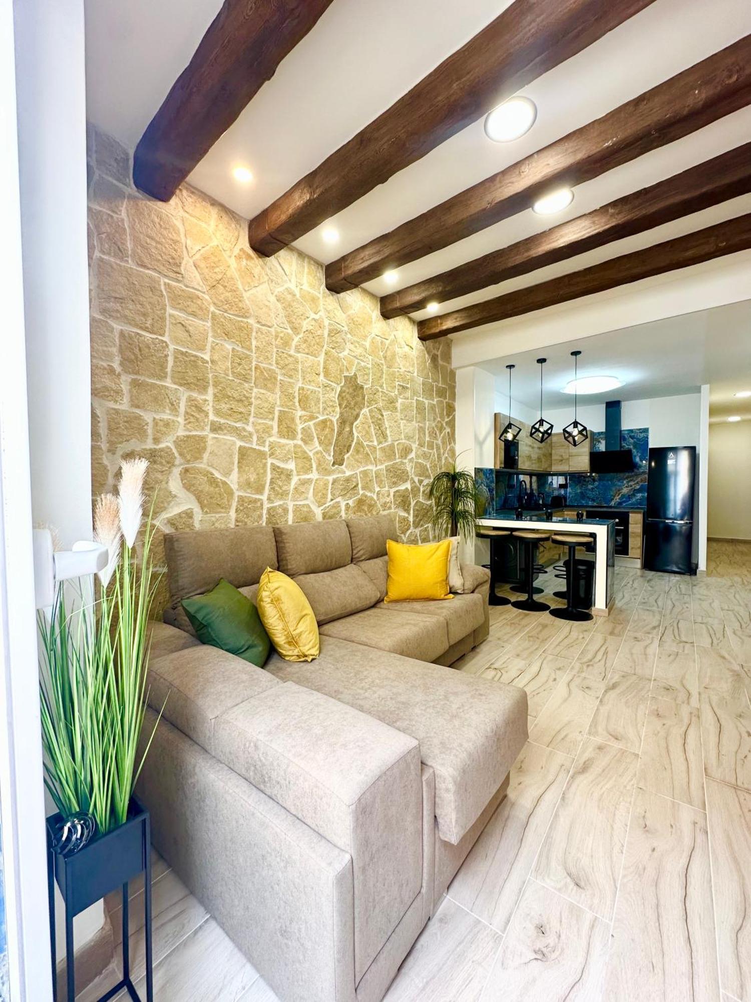 אליקאנטה La Reina Apartment By The Sea מראה חיצוני תמונה