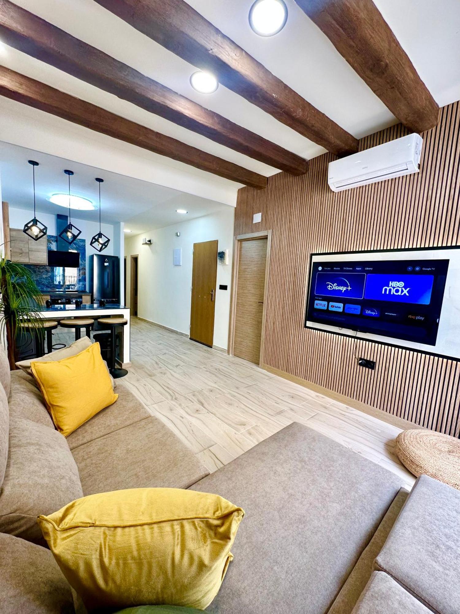 אליקאנטה La Reina Apartment By The Sea מראה חיצוני תמונה