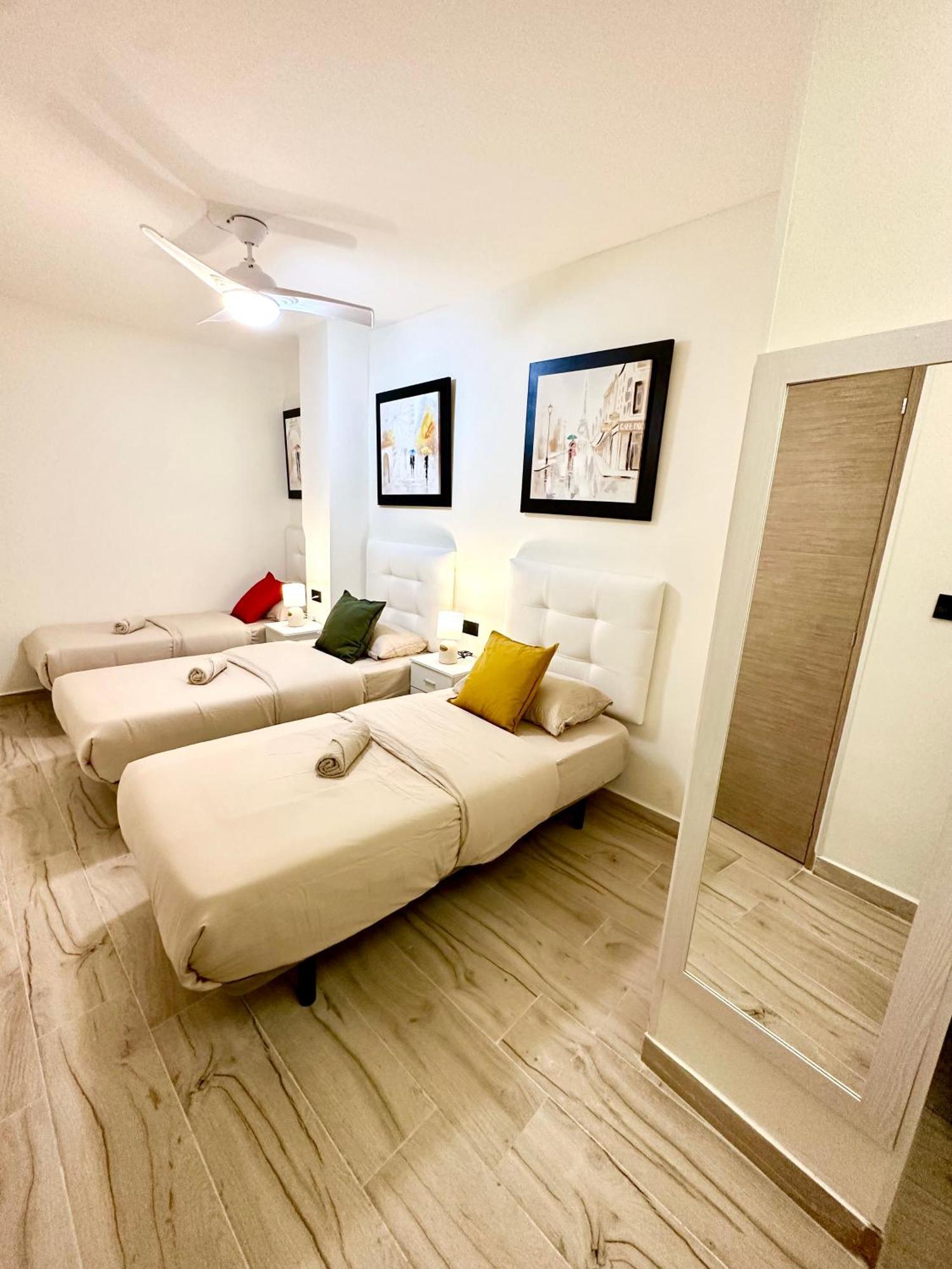 אליקאנטה La Reina Apartment By The Sea מראה חיצוני תמונה